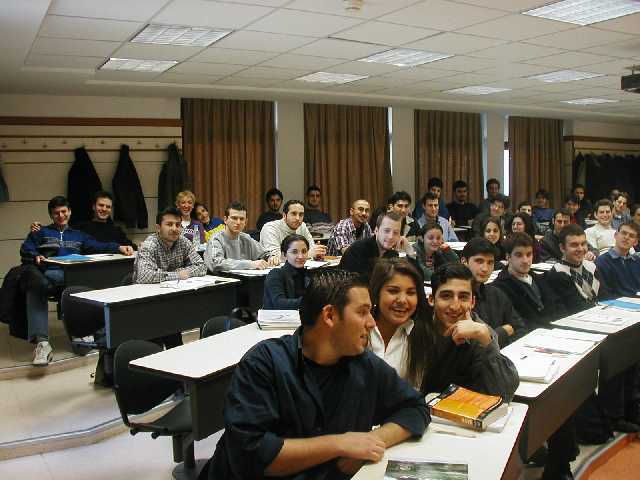 pic13.jpg (37985 bytes)