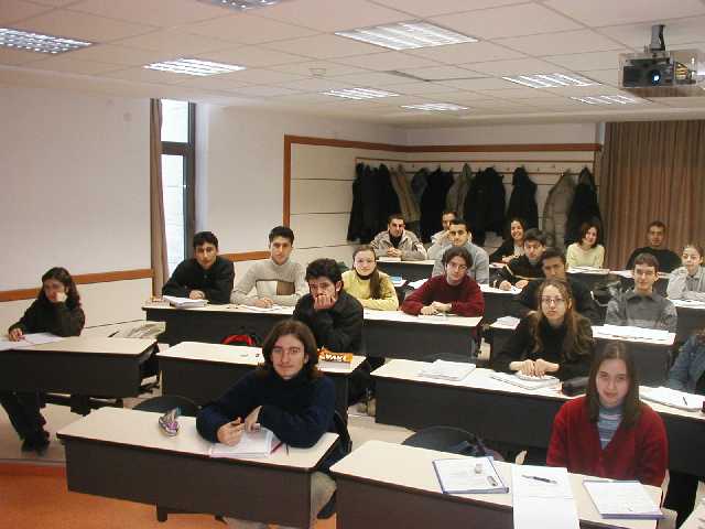 pic0010.jpg (33929 bytes)